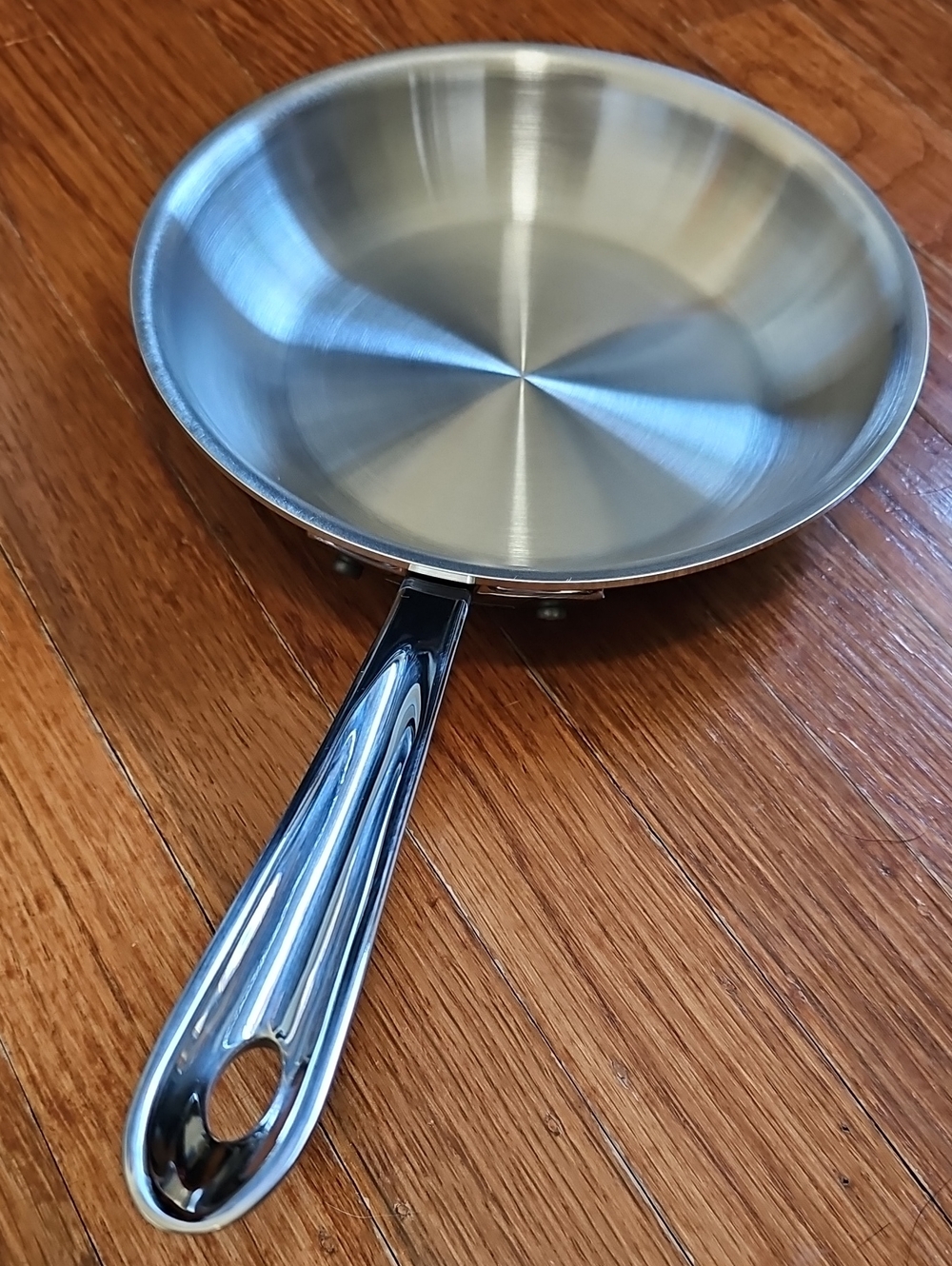 New All-Clad D3 8" Fry Pan